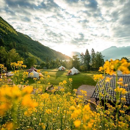 Hotel Glamping Gozdna Jasa Bovec Exterior foto