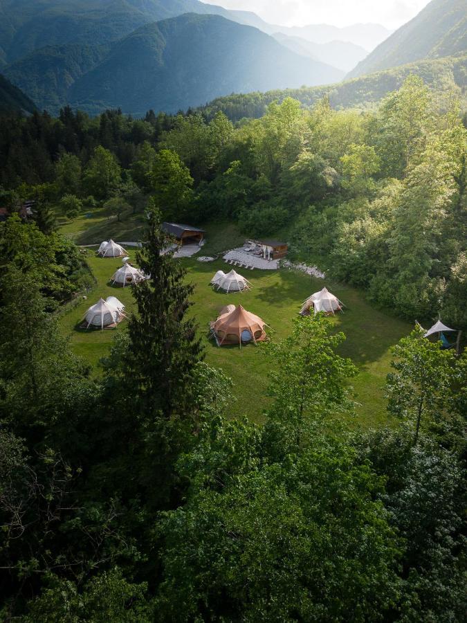 Hotel Glamping Gozdna Jasa Bovec Exterior foto