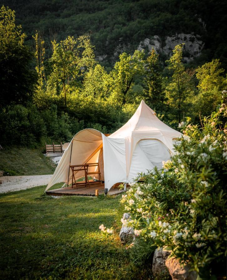 Hotel Glamping Gozdna Jasa Bovec Exterior foto