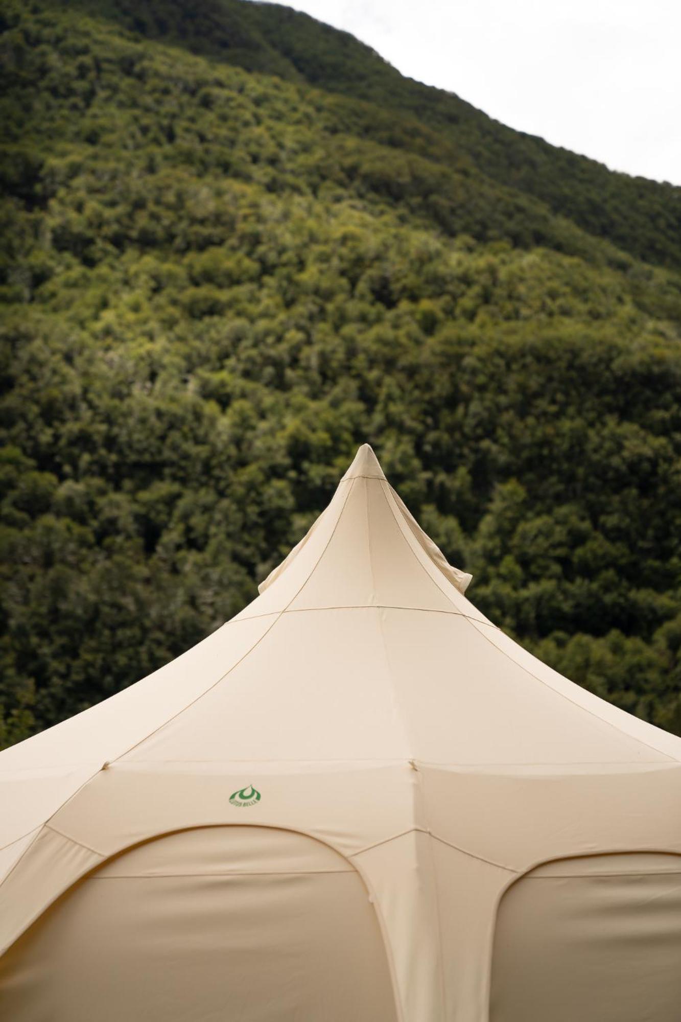 Hotel Glamping Gozdna Jasa Bovec Exterior foto