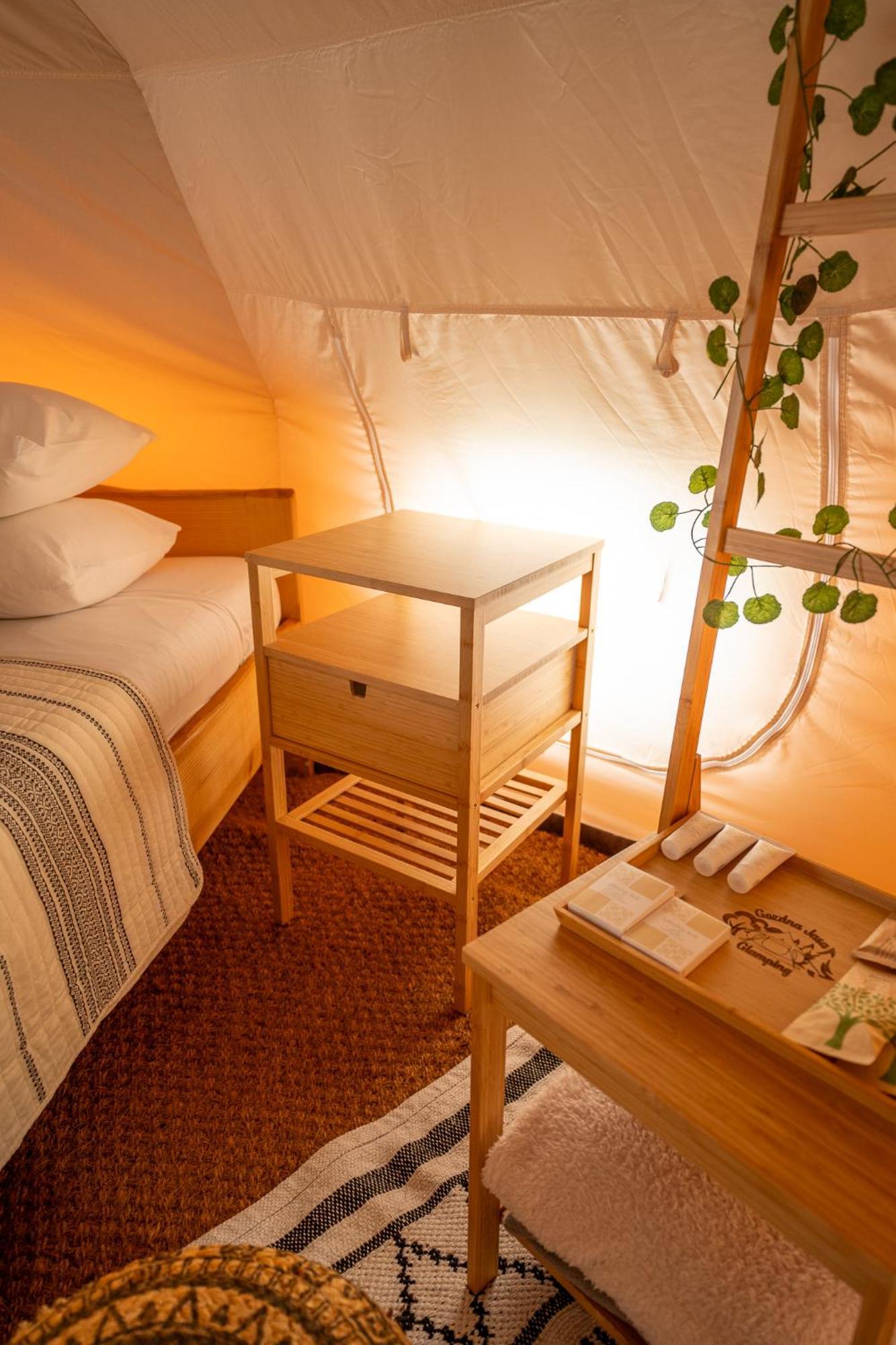 Hotel Glamping Gozdna Jasa Bovec Exterior foto